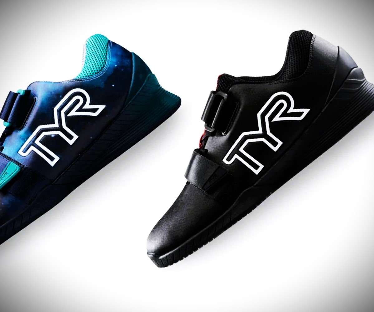 TYR lifting shoes